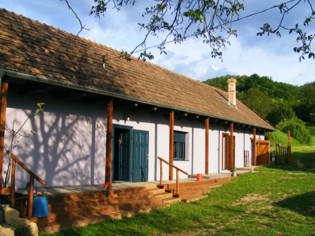 Bakancstanya Ketbodony Экстерьер фото